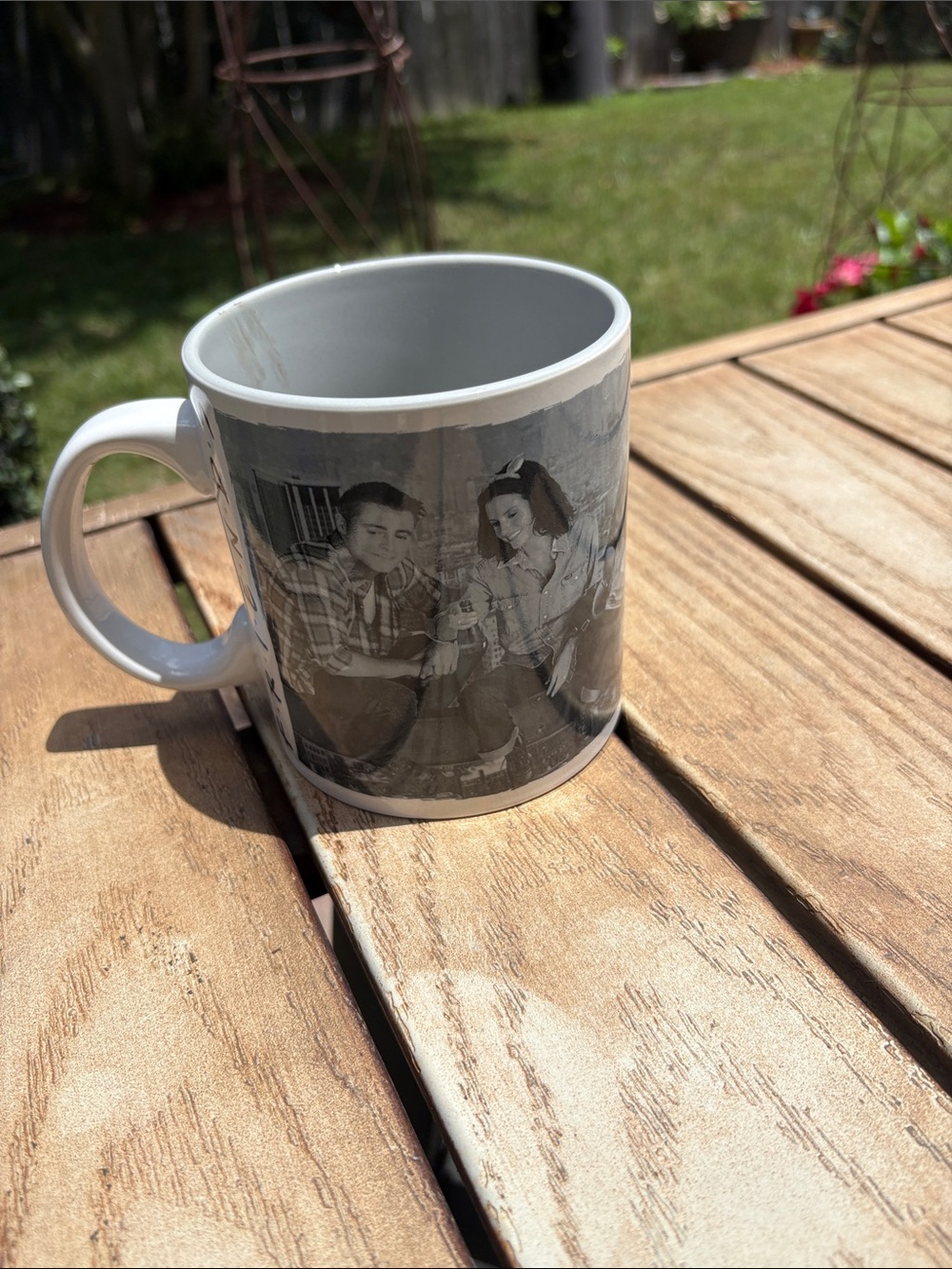 FRIENDS Black-and-White Photo Print Ceramic Mug